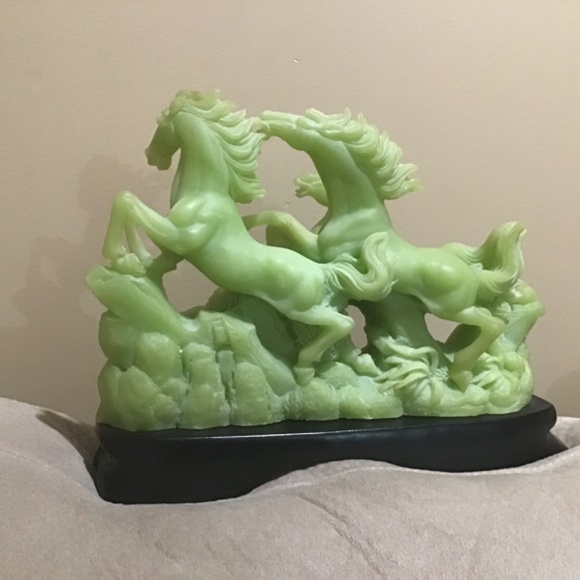Vintage Chinese Natural Emerald Jade Jadeite Feng shui success horse statue - Picture 2 of 3